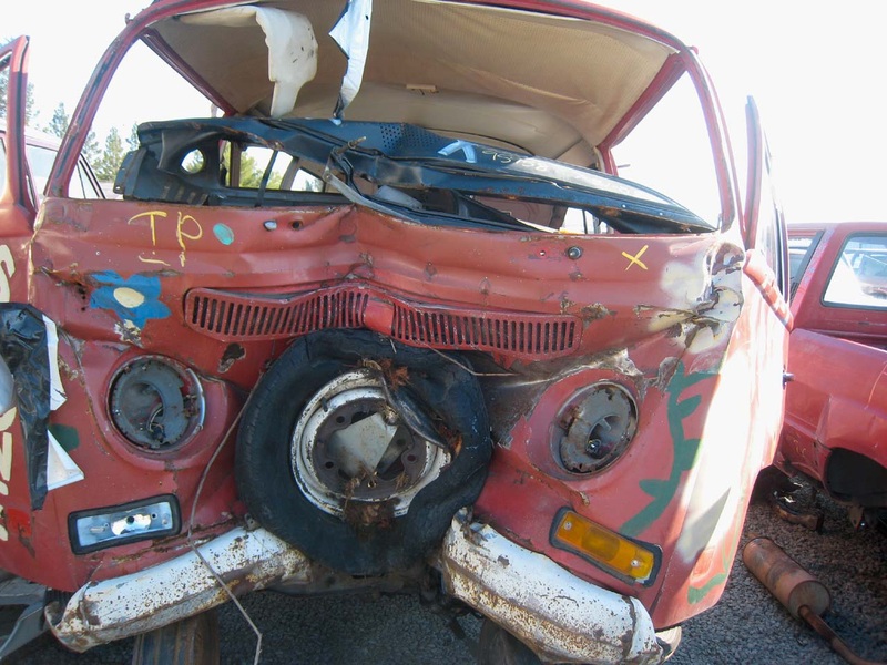 Illustration for article titled Who's Writing This Script? Stoned VW Bus Hugs Tree, Now Awaits Crusher